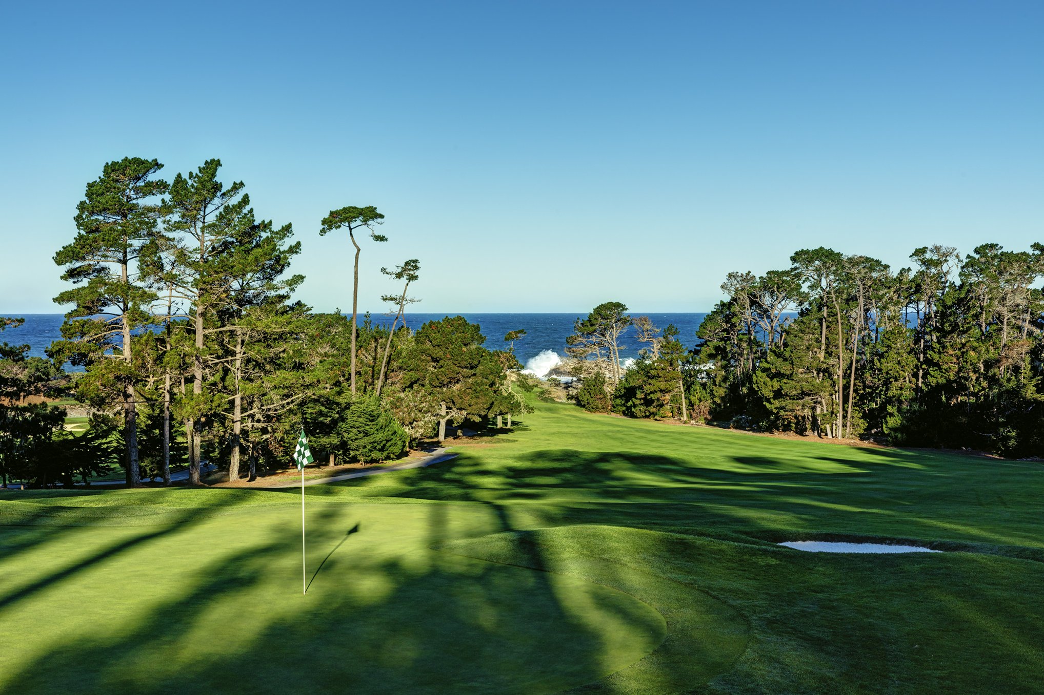 6th hole at Spyglass Hill