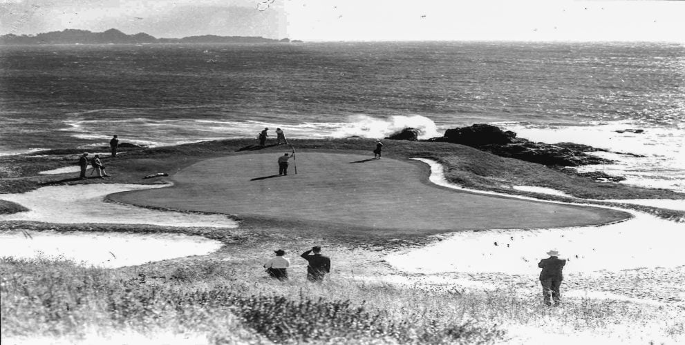 By the 1940 U.S. Women’s Amateur, the wavy and gyrating green was surrounded by manicured bunkers.