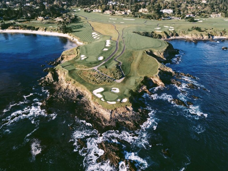 The legendary Cliffs of Doom start on the eighth hole.