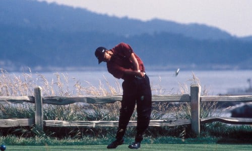 Tiger Woods golfing